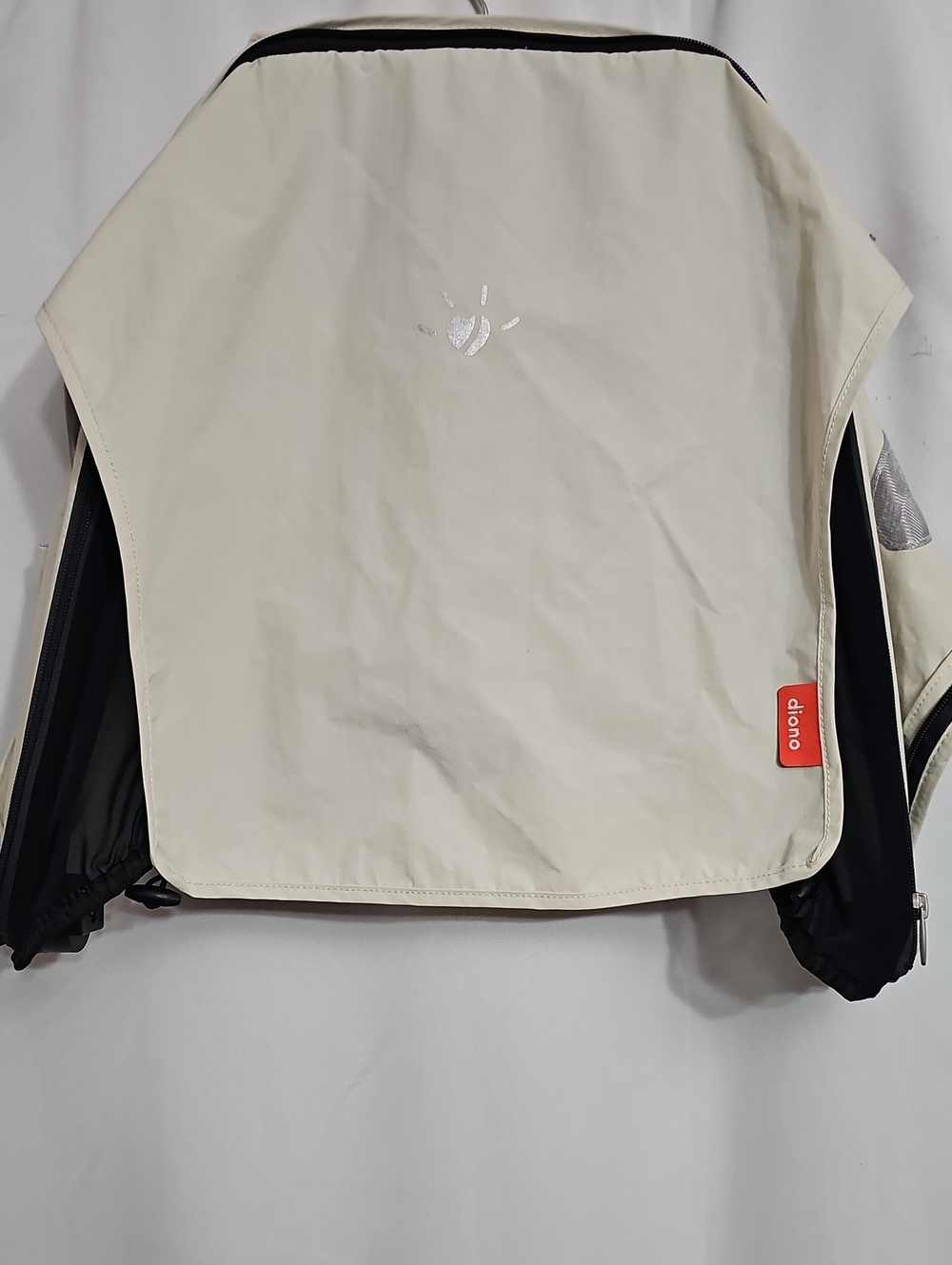 Sun Canopy Diono Quantum Luxury UPF 50+ Sun protection Parchment New NWOT